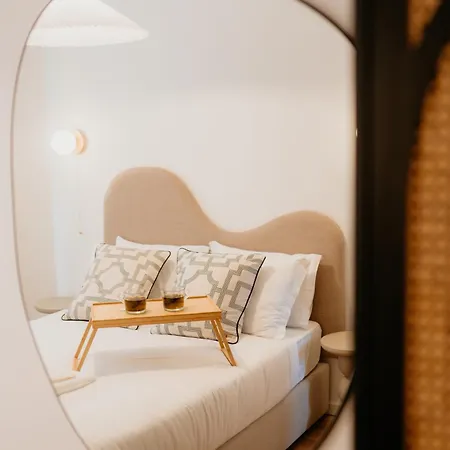 Mary Pink - No 1c - Stunning Two-bedroom Apartment Lisbon