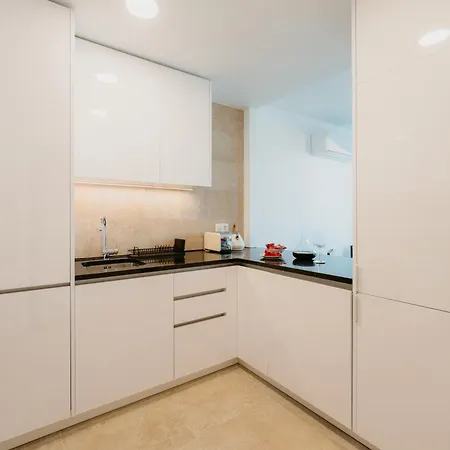 Mary Pink - No 1c - Stunning Two-bedroom * Lisbon